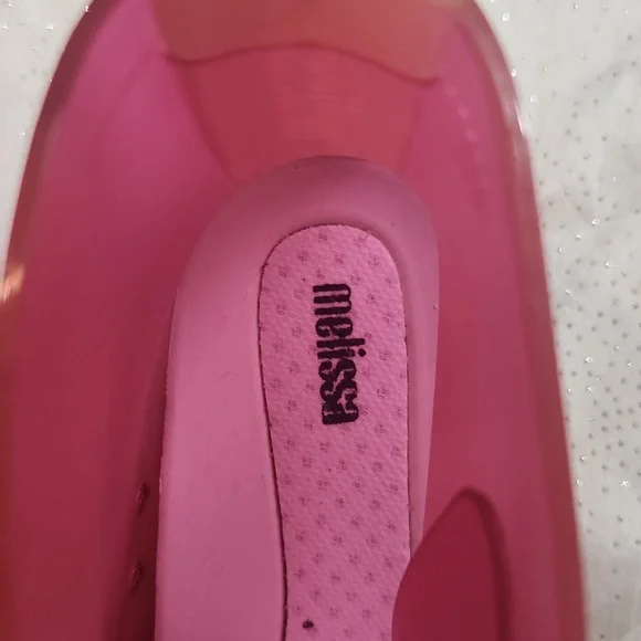 DONATING THIS WEEKEND IF NOT BOUGHT: Melissa boots size 7 for women - Picture 5 of 10